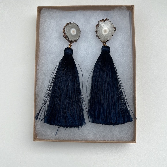 Vivian Drew Tassle Earrings - Picture 4 of 5